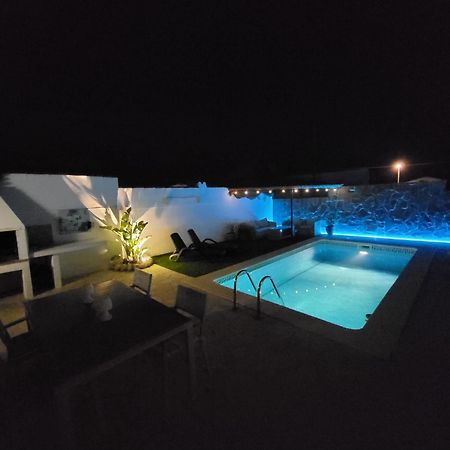 فيلا Casa Alegria كالافات المظهر الخارجي الصورة